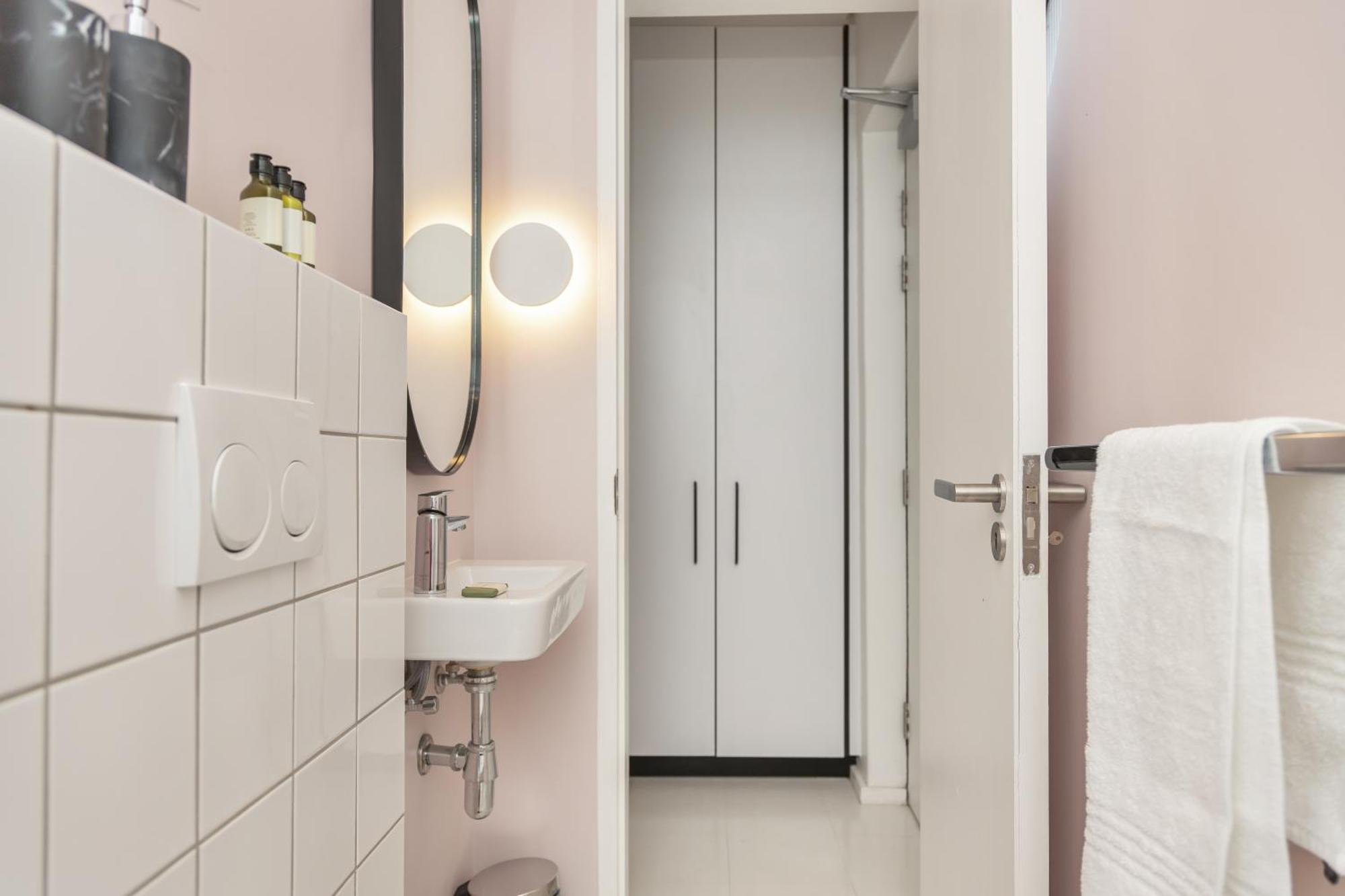 Apartment 508 The Flamingo Netflix Aircon Kapstadt
