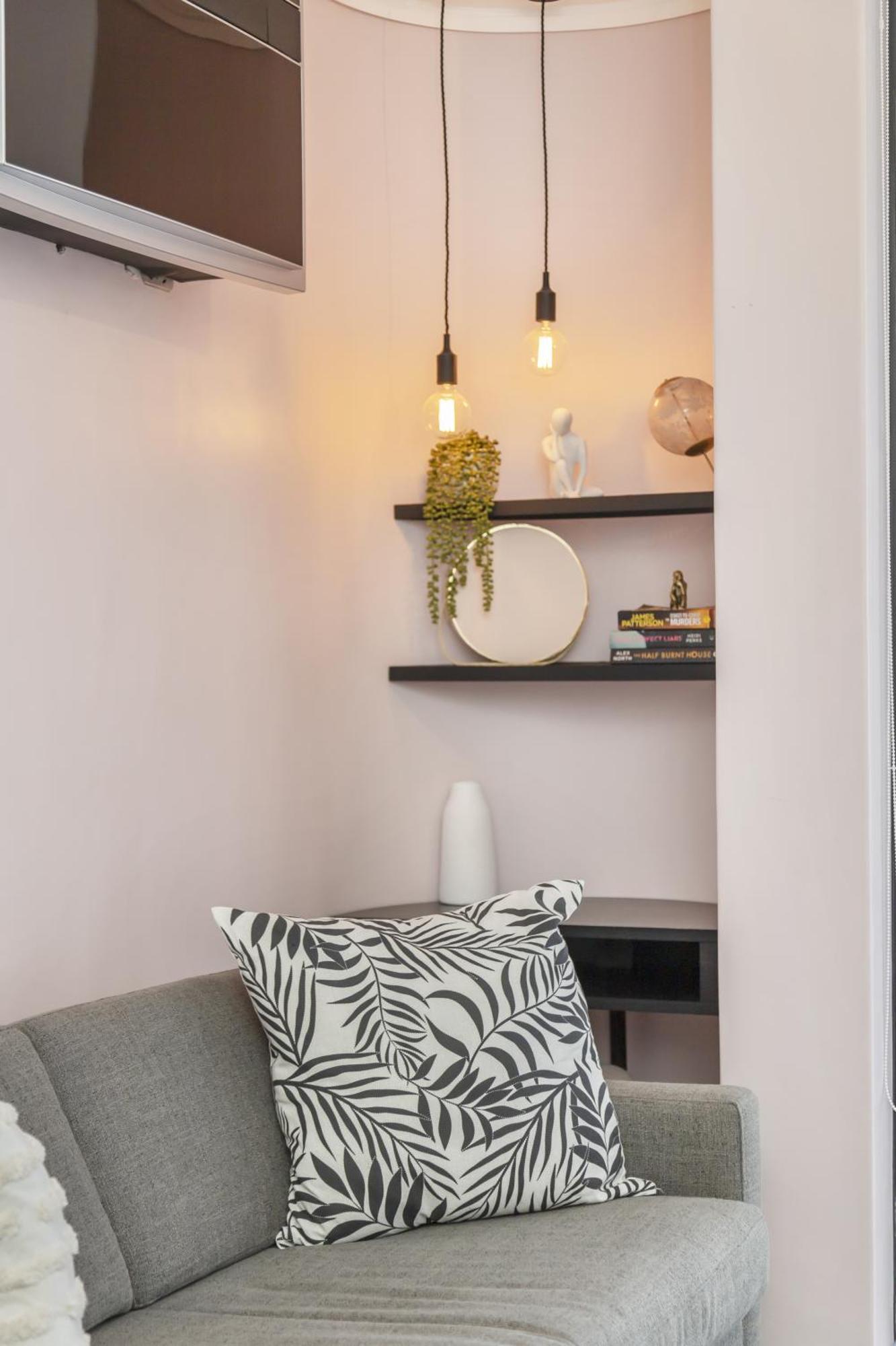 Apartment 508 The Flamingo Netflix Aircon Kapstadt